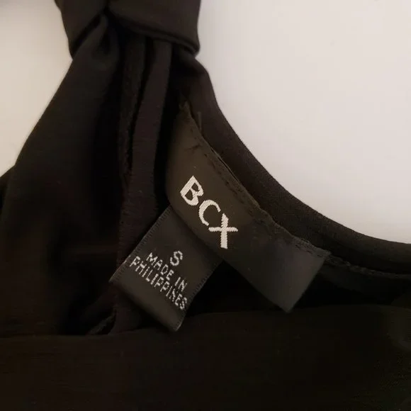 ** FINAL PRICE ** Little Black Sleeveless Dress w/Front Bead Bib Detail - Picture 6 of 8